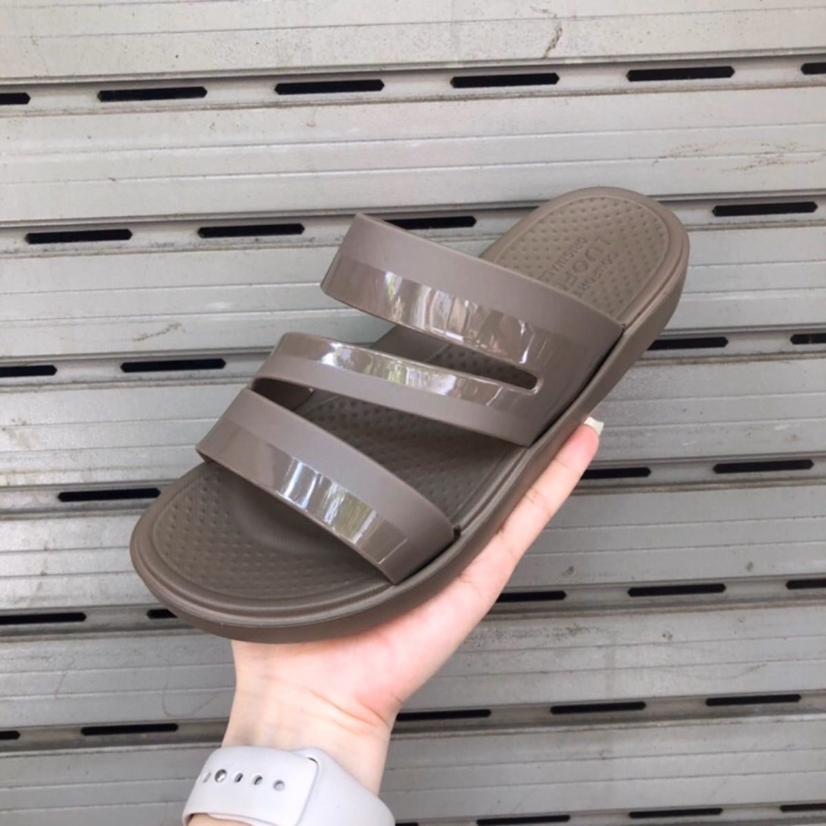 Dép Lê Nữ Nhưa 3 Quai Luofu- Chât Liêu Pvc ,Mềm Nhẹ, Siêu Bền- Haanh - Ảnh 2