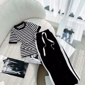 Set Bộ Đồ Nữ Áo Thun Mĩ Chân Váy Ôm Body Sa117 - Sam Store