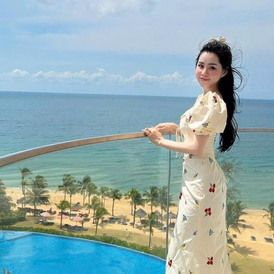 Đầm Váy Nữ Lụa Hoa Tay Phồng Rút Dây Ngực Sa123- Sam Store - Ảnh 2