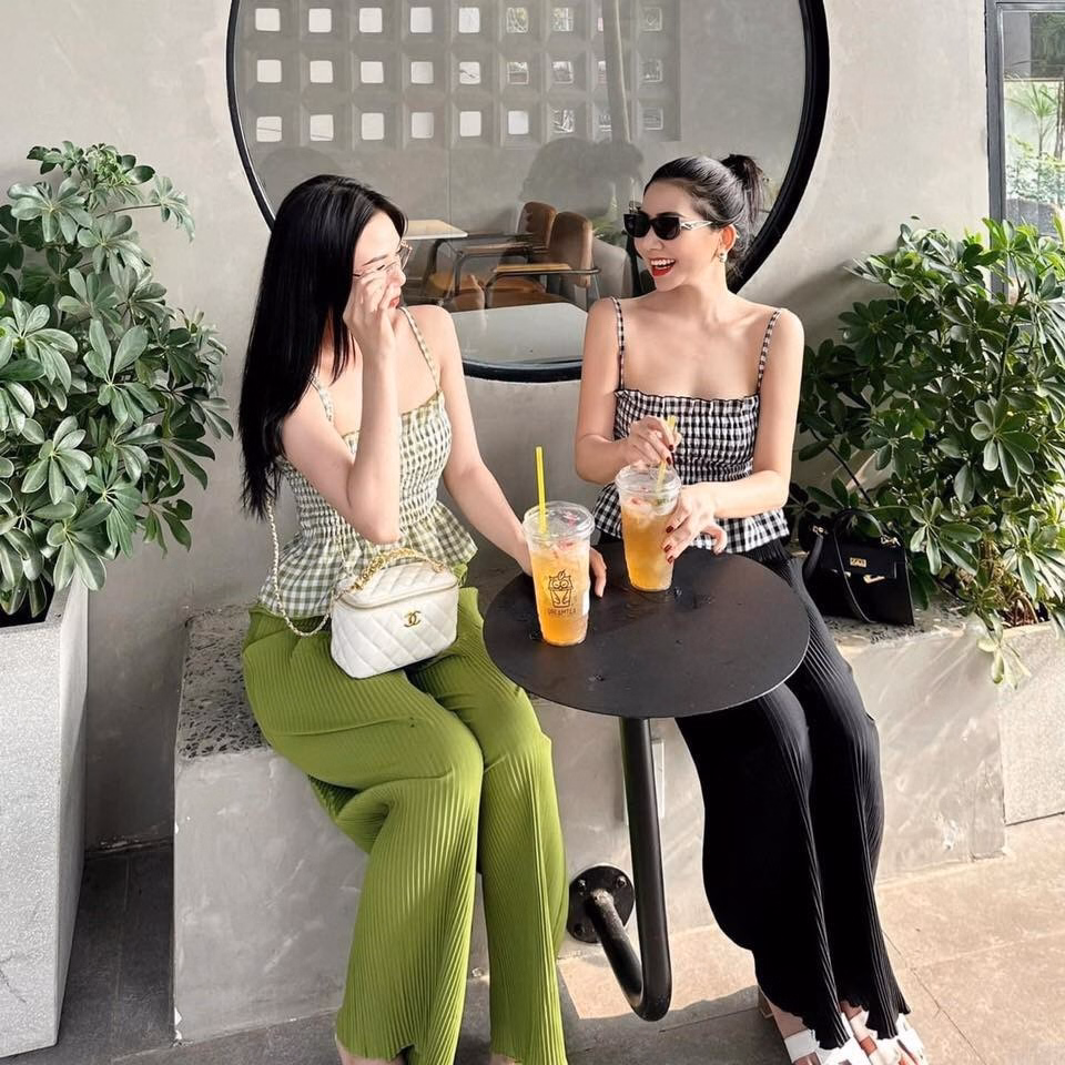 Set Bộ Đồ Nữ Áo 2 Nhún Ngực Dây Mix Quần Ống Rộng Dập Ly Bt871 - Nana House - Ảnh 4