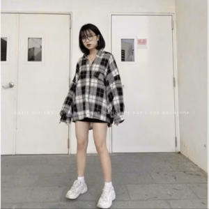Áo Sơ Mi Nữ Sọc Caro Phối Cách Form Tay Rộng Chất Liệu Vải Mát Mẻ Mang Cá Tính Trẻ Trung Hàng Hot Trend-Htm Fashion
