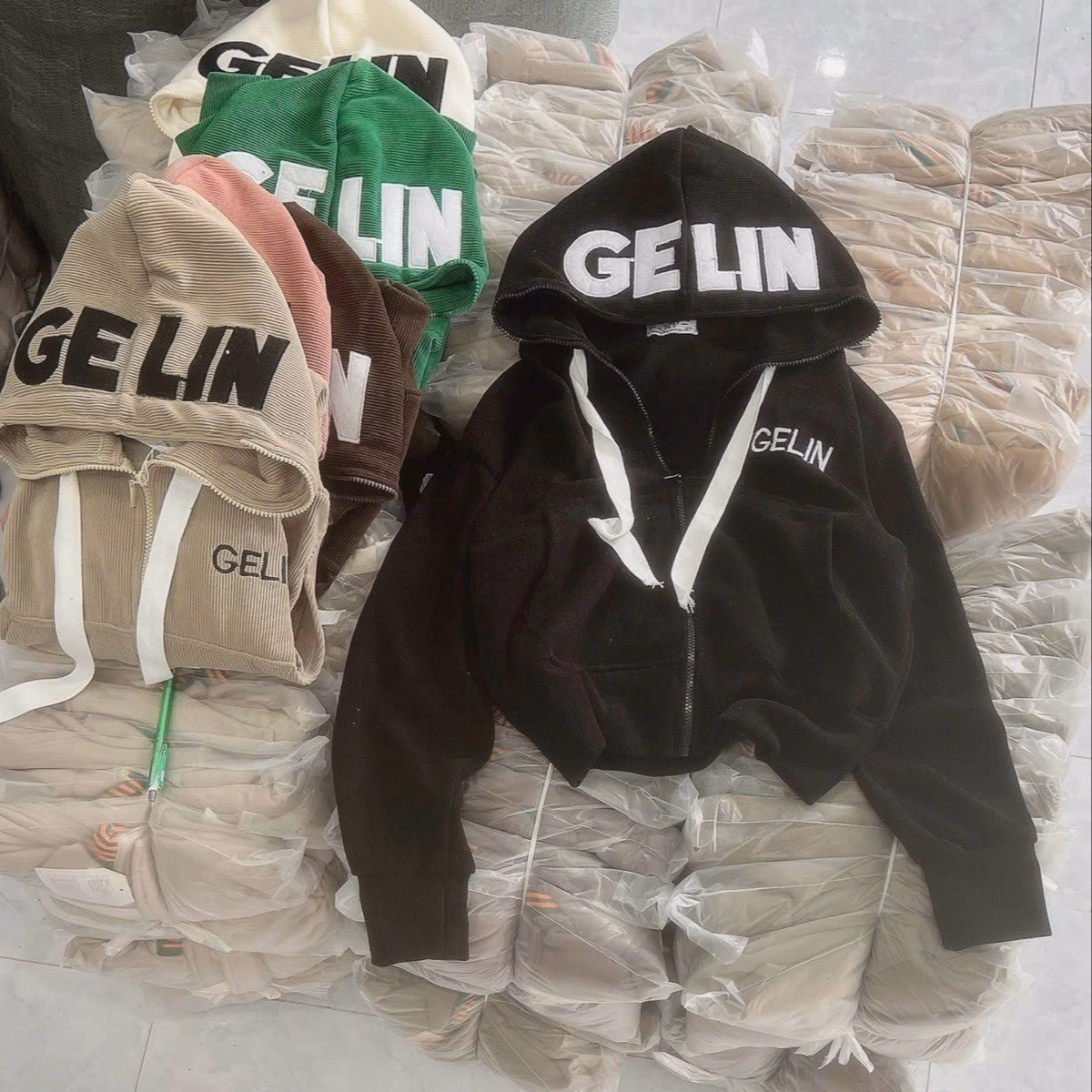 Áo Khoác Nữ Phối Dáng Kiểu Lửng Form Rộng Bao Đẹp Chất Liệu Vải Siêu Dày Dặn Và Mềm Mịn Có Mũ To Hàng Hot Trend-Htm Fashion - Ảnh 5