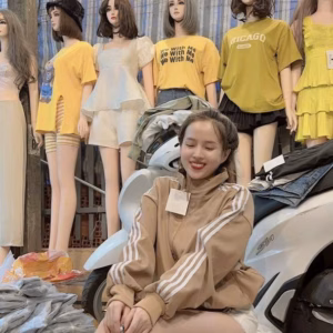 Áo Khoác Lửng Nữ Form Rộng Phối Dáng Siêu Đẹp Chạy Sọc Cánh Tay Bao Ngầu Chất Vải Mát Mẻ Hàng Hot Trend-Htm Fashion