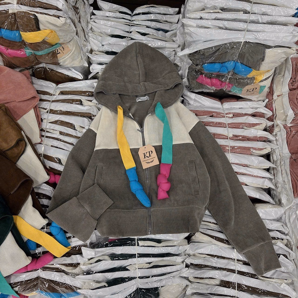 Áo Khoác Nhung Gân Nữ Với Form Dây To Dài Chất Vải Mát Mẻ Phối Kiểu Dáng Lửng Lưng Áo Đẹp Hàng Hot Trend-Htm Fashion - Ảnh 5