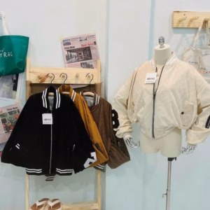 Áo Khoác Lửng Croptop Nữ Chất Liệu Vải Nhung Có 2 Lớp Bao Dày Dặn Phối Dáng Kiểu Form Rộng Mặc Mát Mẻ Hàng Hot Trend-Htm Fashion