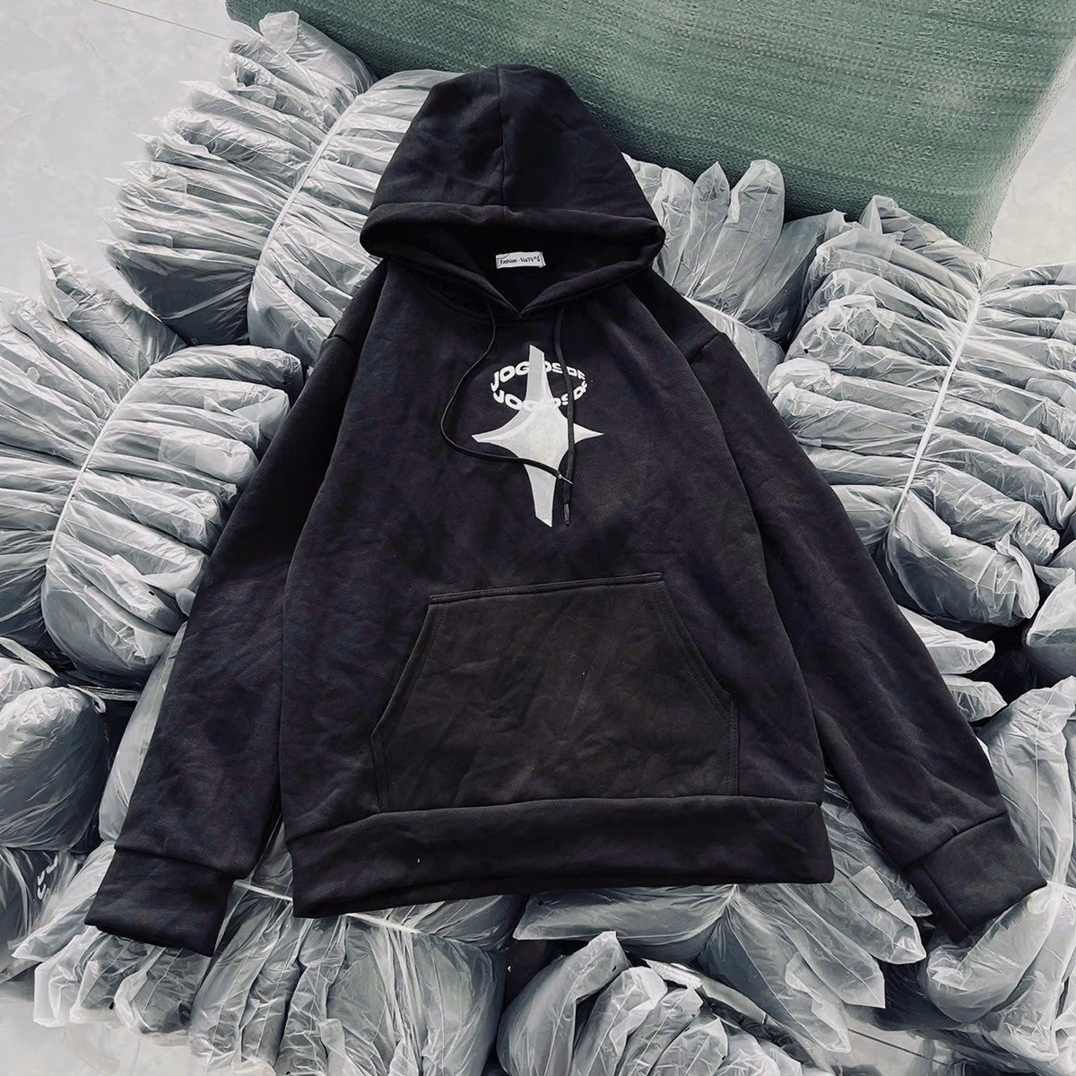 Áo Khoác Hoodie Nỉ Nam Nữ Chất Dáng Form Rộng Siêu Đẹp Với Chất Vải Dày Dặn Có Nón Trùm Đầu Tiện Lợi Áo Đẹp Hàng Hot Trend-Htm Fashion - Ảnh 7
