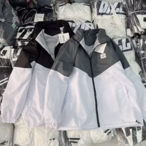 Áo Khoác Dù Nam Nữ Với Chất Dáng Form Rộng Bao Đẹp Chất Vải Mát Mẻ Dày Dặn Phù Hợp Áo Có In Chữ Dumble Đẹp Hàng Hot Trend-Htm Fashion