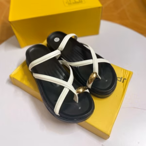 Dép Xỏ Ngón Gắn Khuy Siêu Nhẹ