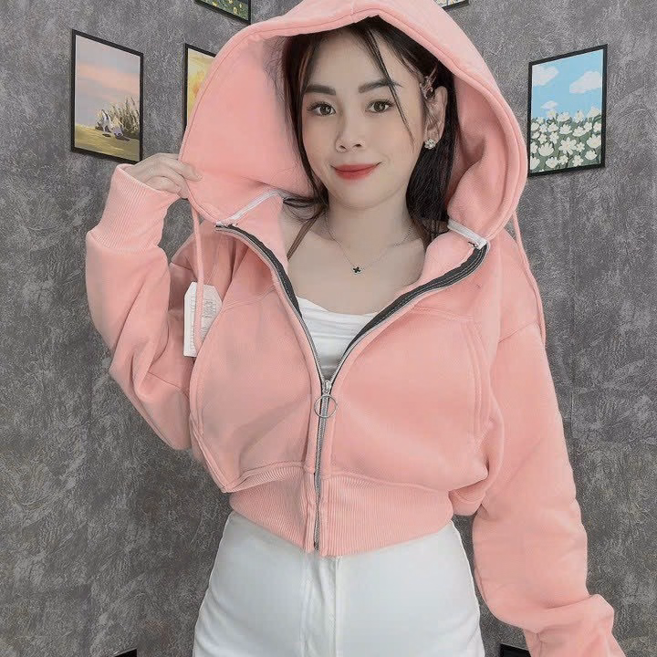 Áo Khoác Nỉ Nữ Với Chất Liệu Vải Nỉ Dệt Dáng Form Croptop Lửng Cá Tính Có Nón Trùm Đầu Rộng Đẹp Kèm Dây Rút Áo Đẹp Hàng Hot Trend-Htm Fashion
