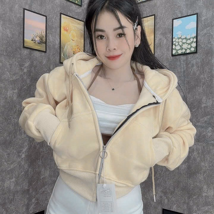 Áo Khoác Nỉ Nữ Với Chất Liệu Vải Nỉ Dệt Dáng Form Croptop Lửng Cá Tính Có Nón Trùm Đầu Rộng Đẹp Kèm Dây Rút Áo Đẹp Hàng Hot Trend-Htm Fashion - Ảnh 2