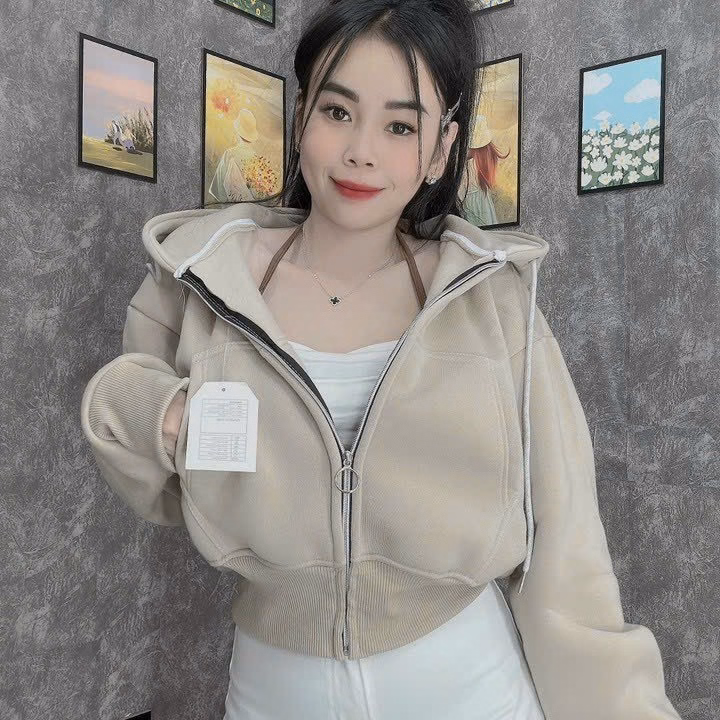 Áo Khoác Nỉ Nữ Với Chất Liệu Vải Nỉ Dệt Dáng Form Croptop Lửng Cá Tính Có Nón Trùm Đầu Rộng Đẹp Kèm Dây Rút Áo Đẹp Hàng Hot Trend-Htm Fashion - Ảnh 9