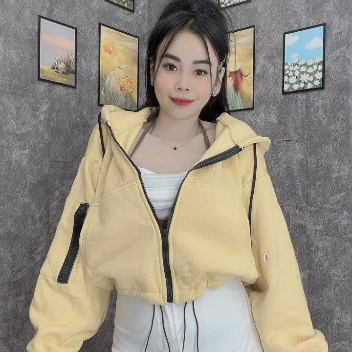 Áo Khoác Kiểu Lửng Croptop Nữ Với Chất Liệu Vải Nỉ Ngoại Có Khóa Bên Tay Bao Đẹp Kèm Túi Dễ Thương Áo Đẹp Hàng Hot Trend-Htm Fashion