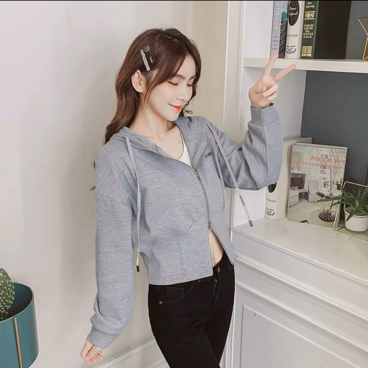 Áo Khoác Lửng Croptop Nữ Chất Liệu Nỉ Ngoại Dày Thoáng Mát Có Thêu Chữ Goldenfurit Bao Đẹp Hàng Hot Trend-Htm Fashion - Ảnh 9