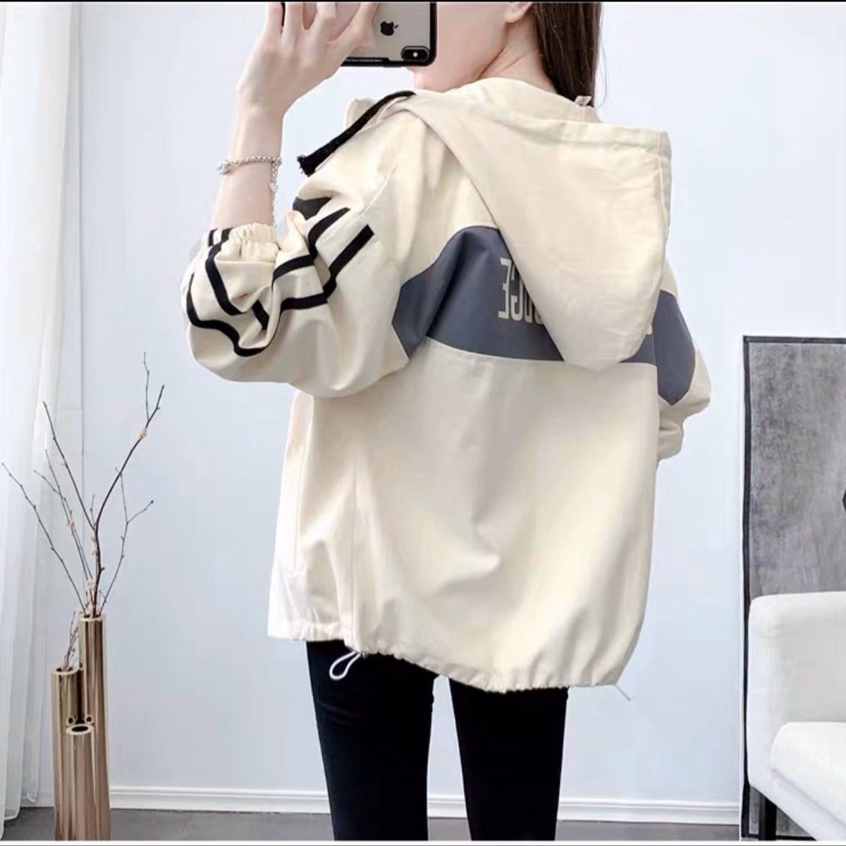 Áo Khoác Nữ Chống Nắng Phối Theo Sọc Tay Có 2 Màu Siêu Xinh Và Rất Tinh Tế Áo Đẹp Hàng Hot Trend-Htm Fashion - Ảnh 5