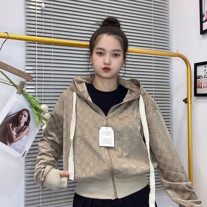 Áo Khoác Nỉ Kiểu Dáng Lửng Nữ Chất Liệu Vải Dập In Họa Tiết Nổi Chữ Siêu Xinh Có Nón Trùm Đầu Cực Xinh Kèm Khóa Zip Áo Đẹp Hàng Hot Trend-Htm Fashion - Ảnh 5