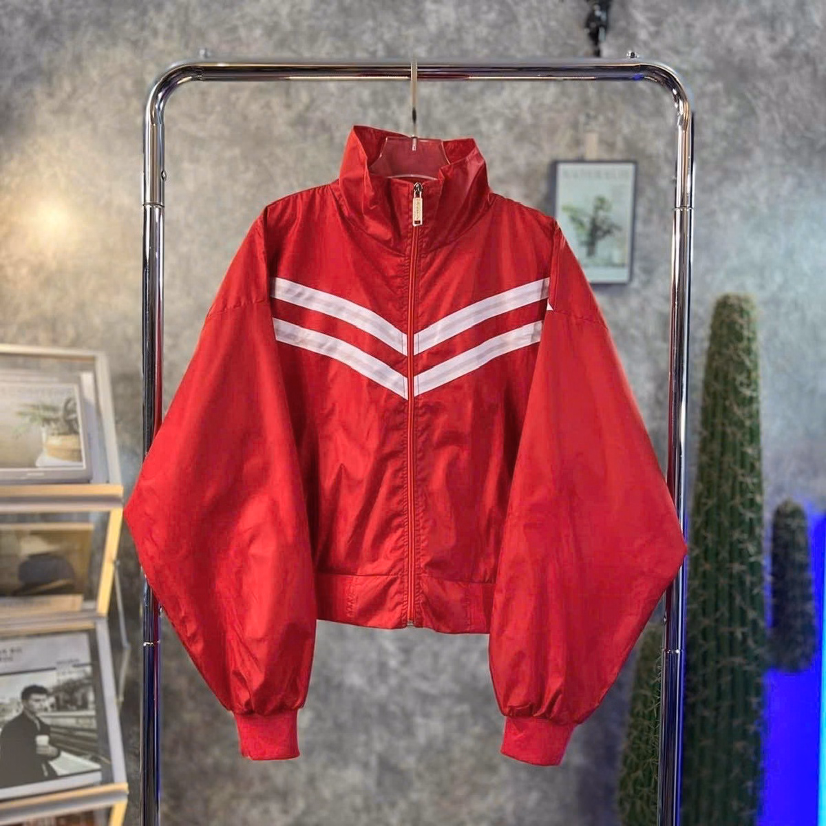 Áo Khoác Dù Nữ Với Chất Dáng Đẹp Có Phối Viền 2 Sọc Áo Nổi Bật Vải Mát Mẻ Có Bo Chun Áo Đẹp Hàng Hot Trend-Htm Fashion - Ảnh 10