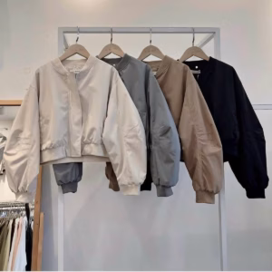 Áo Khoác Nữ Phối Dáng Lửng Nữ Vải Dày Thoáng Mát Cổ Chữ V Có Khóa Kéo Zip Siêu Dễ Thương Áo Đẹp Hàng Hot Trend-Htm Fashion