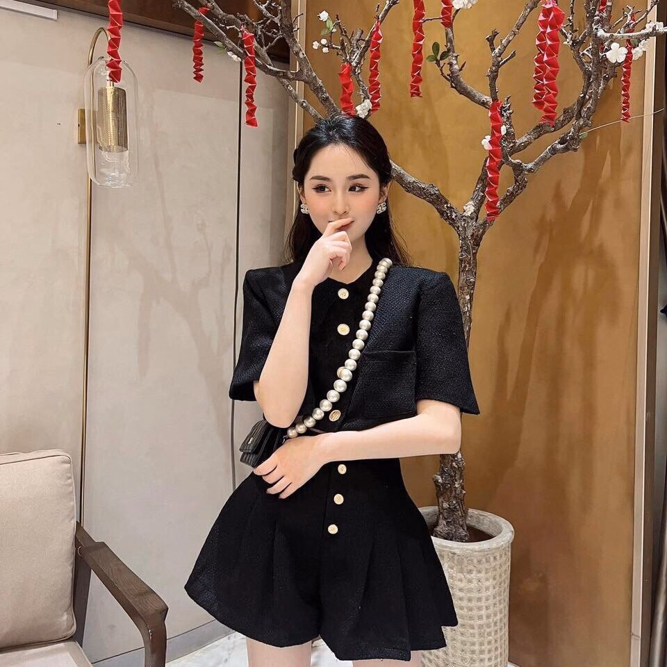 Set Bộ Đồ Nữ Áo Croptop Tay Ngắn Kèm Quần Short Xếp Ly Q34- Sam Store - Ảnh 2