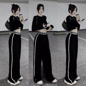 Set Bộ Đồ Nữ Áo Crotop Tay Dài Mix Quần Ống Rộng Phối Sọc Bt901 - Nana House