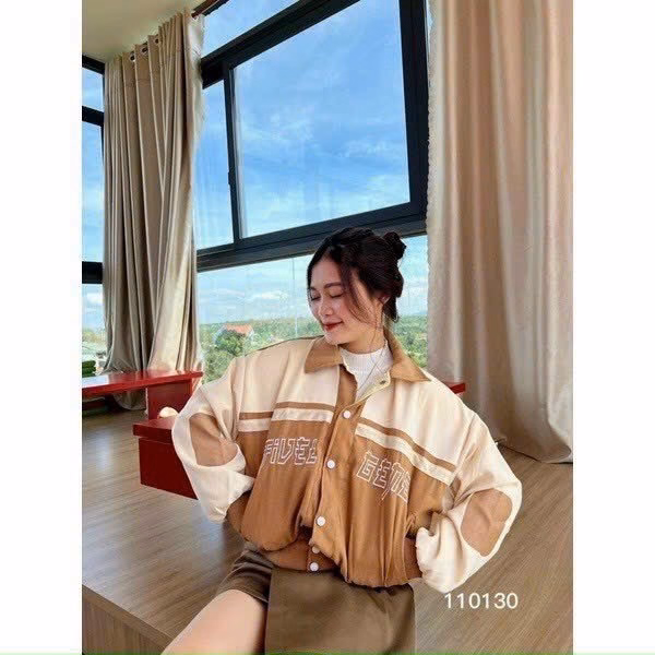 Áo Khoác Bomber Nữ Phối Dáng Lửng Có Kiểu Bấm Nút Phối Màu Cực Xinh Chất Vải Dày Mịn Bo Chun Xịn Hàng Siêu Xinh Hot Trend-Htm Fashion - Ảnh 2