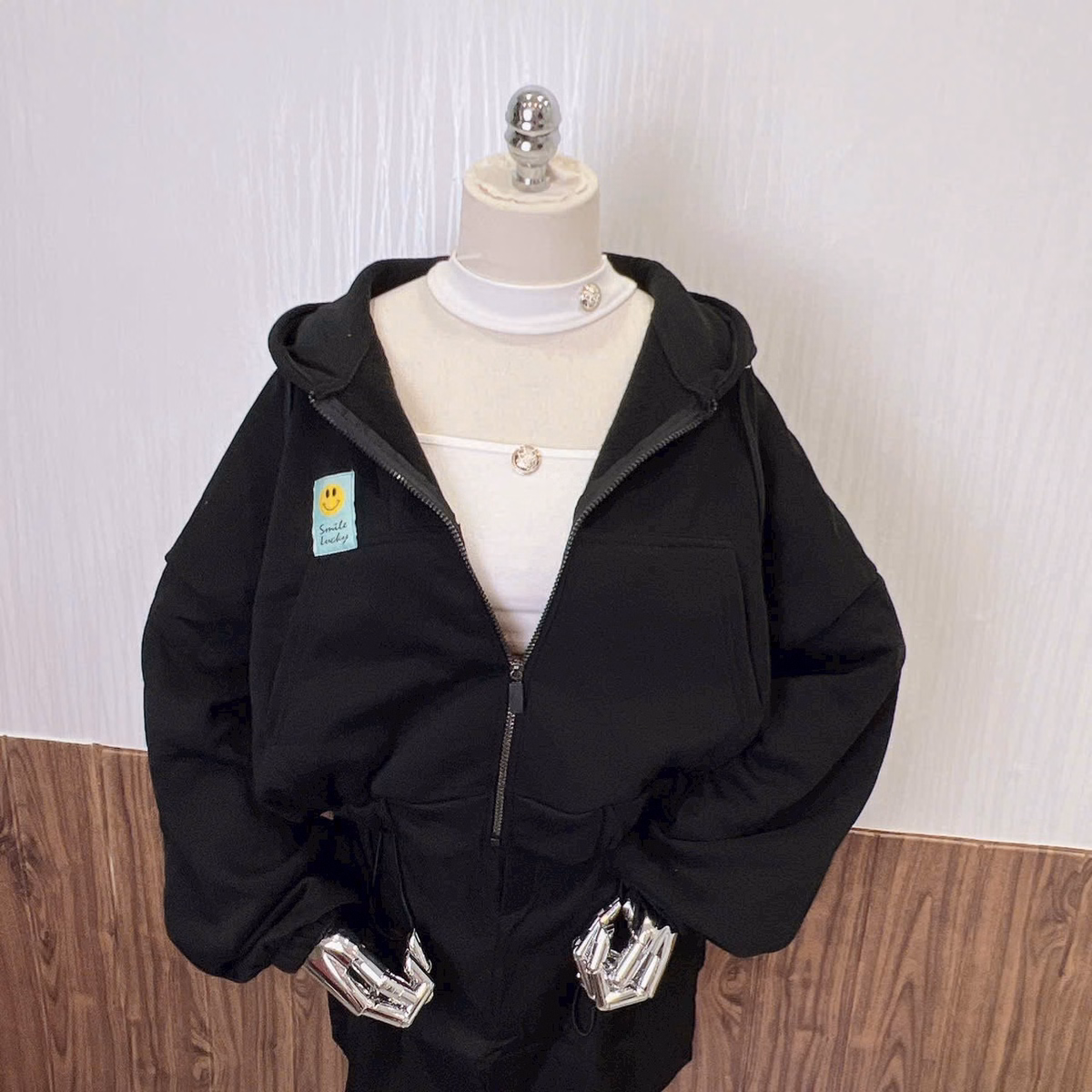 Áo Khoác Nữ Chất Liệu Vải Dày Mịn Kiểu Dáng Lửng Form Đẹp Kèm Nón Trùm Đầu Xịn Bo Chun Trơn Áo Đẹp Hàng Hot Trend-Htm Fashion