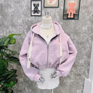 Áo Khoác Kiểu Dáng Lửng Nữ Với Chất Liệu Vải Nỉ Dày Mịn Kèm Nón Trùm Đầu To Rộng Siêu Xịn Lên Form Rất Đẹp Lắm Nha Hàng Hot Trend-Htm Fashion