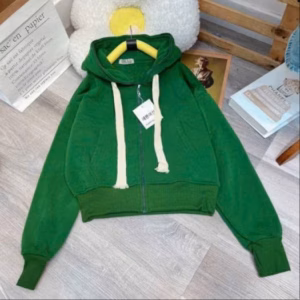 Áo Khoác Nỉ Nữ Kiểu Dáng Lửng Form Rộng Chất Vải Dày Mịn Trơn Cí Dây Kéo Dày Thêm Nón Trùm Đầu Đẹp Bo Chun Cực Đỉnh Hàng Hot Trend-Htm Fashion