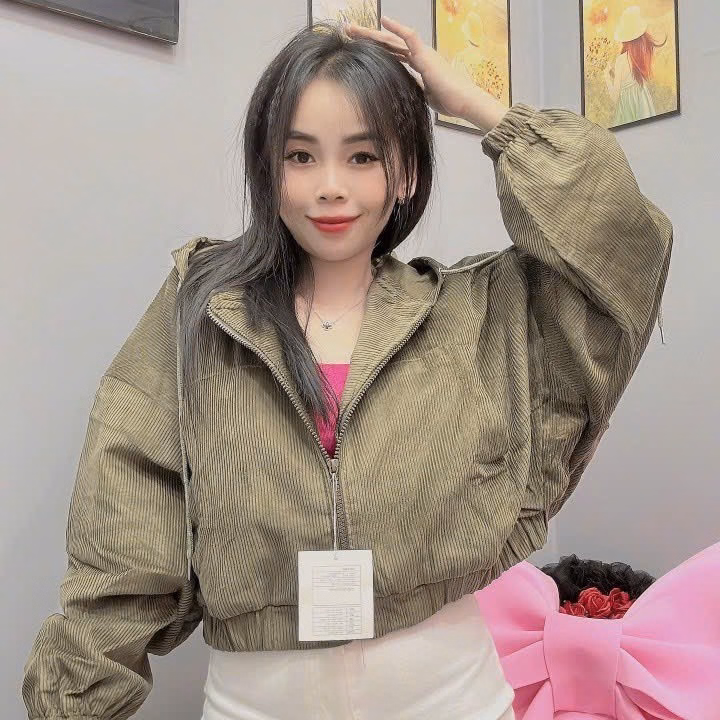 Áo Khoác Nỉ Nhung Nữ Chất Dáng Kiểu Form Lửng Đường Viền Bo Chun Kèm Nón To Dây Rút Siêu Xinh Hàng Hot Trend-Htm Fashion - Ảnh 7