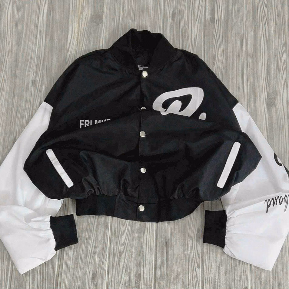 Áo Khoác Dù Lửng Nữ In Nổi Chữ R Phối Cúc Bấm Form Rộng Đẹp Siêu Xinh Hàng Hot Trend-Htm Fashion - Ảnh 3