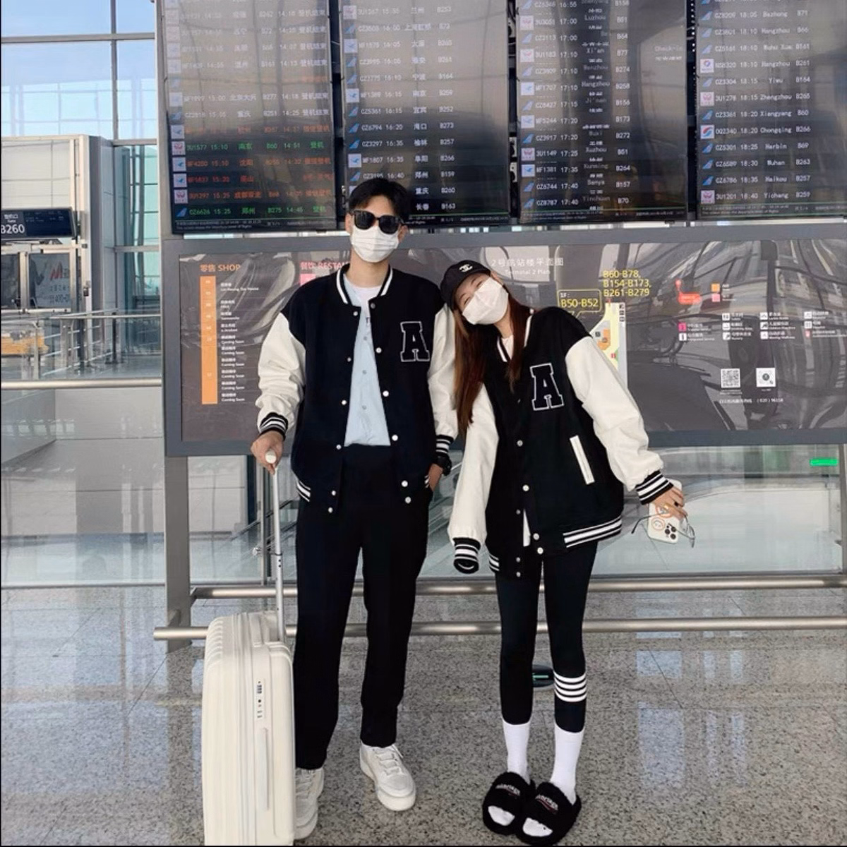 Áo Khoác Nỉ Bomber Nữ Nam Thêu Nổi Chữ A Chất Dáng Form Rộng Vải Dày Mịn Kèm Cúc Bấm Siêu Xinh Hàng Hot Trend-Htm Fashion