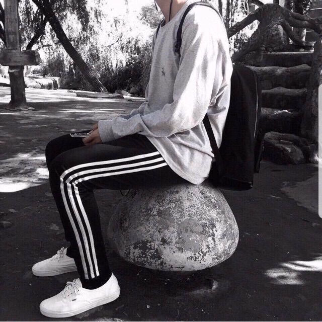 Quần Nam Ống Suông Phối 3 Sọc Kẻ Viền Phong Cách Thể Thao, Nam Tính - Chipxinhxk - Ảnh 4